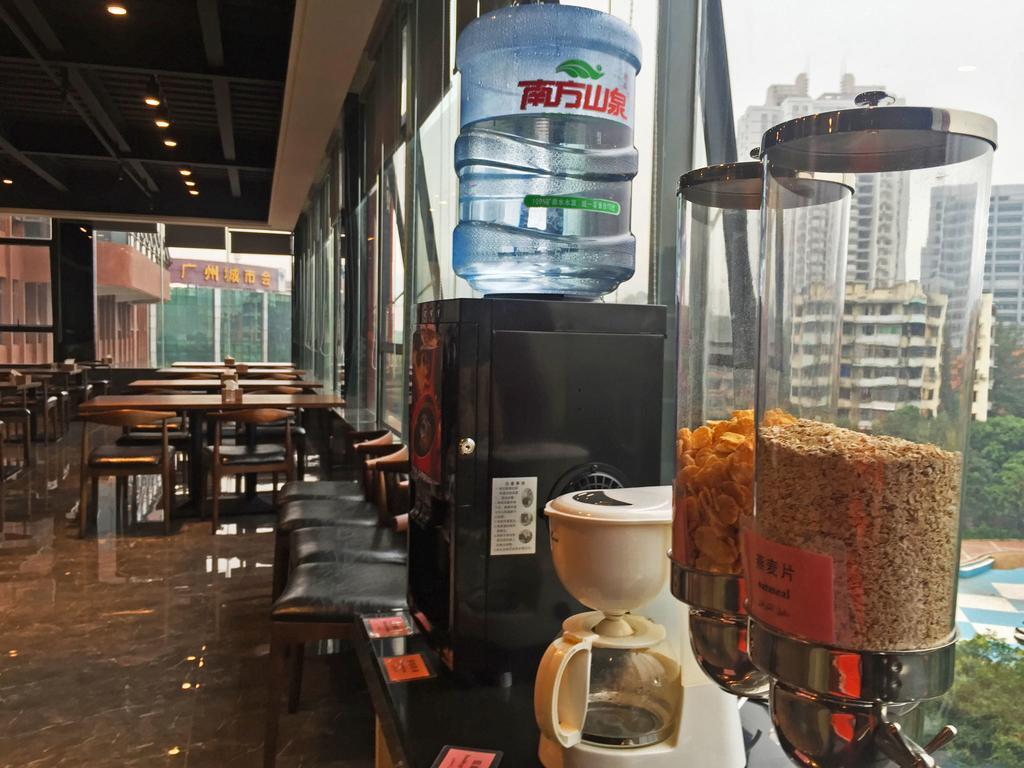 Paco Hotel Shuiyin Road Guangzhou-Free Bus Canton Fair Bagian luar foto